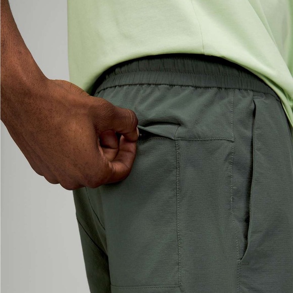 NWT / Lululemon Bowline Short 5" *Stretch Ripstop - Picture 5 of 8